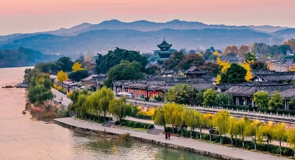 阆中旅游