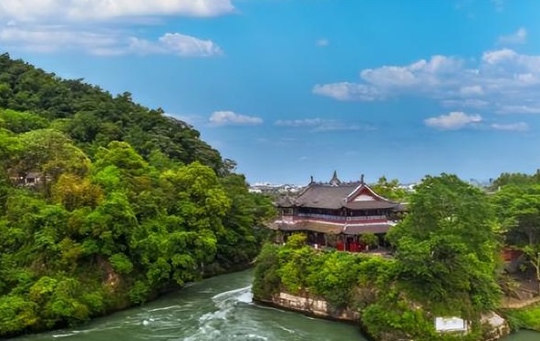 成都、峨眉山、乐山大佛、都江堰、熊猫基地、九寨沟、黄龙全景八日游团购
