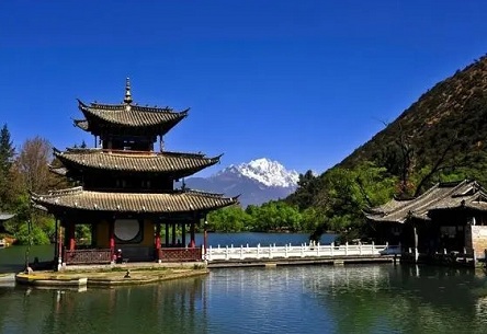 鄂尔多斯到云南旅游团报价
