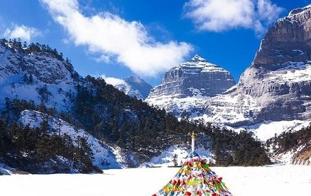 关于云南丽江玉龙雪山的旅游问题