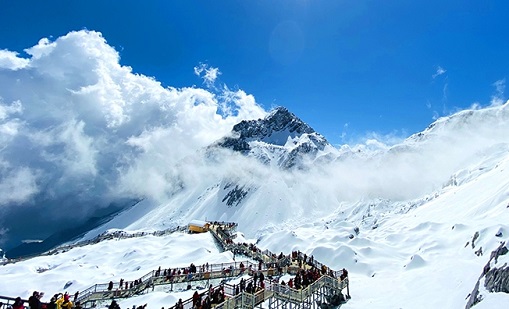 云南雪山玉龙雪山在哪里