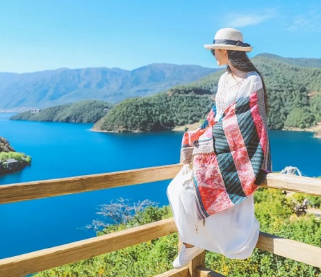 一个人去云南旅游要多少钱