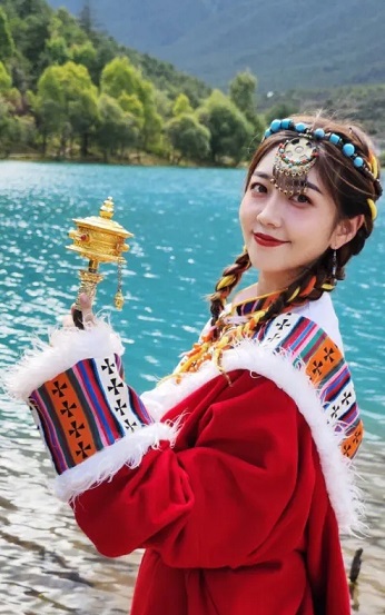 到丽江旅游