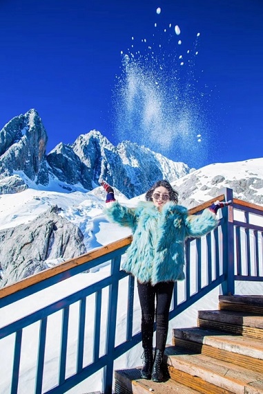 丽江到玉龙雪山7路车