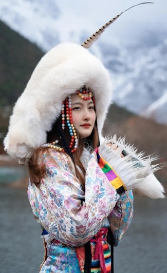 玉龙雪山防寒服多少钱