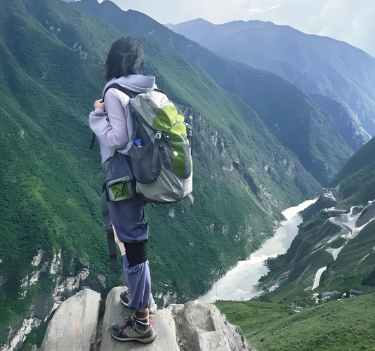 虎跳峡怎么玩
