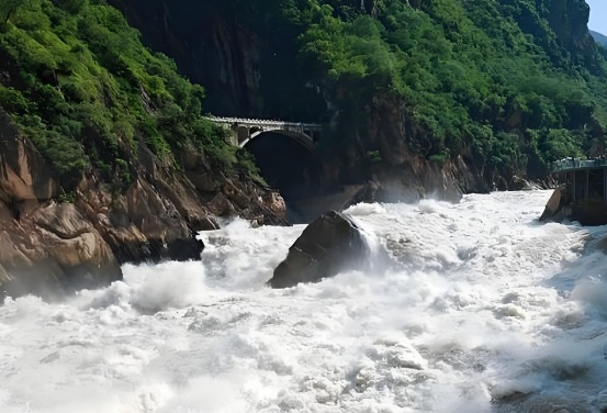 香格里拉去虎跳峡